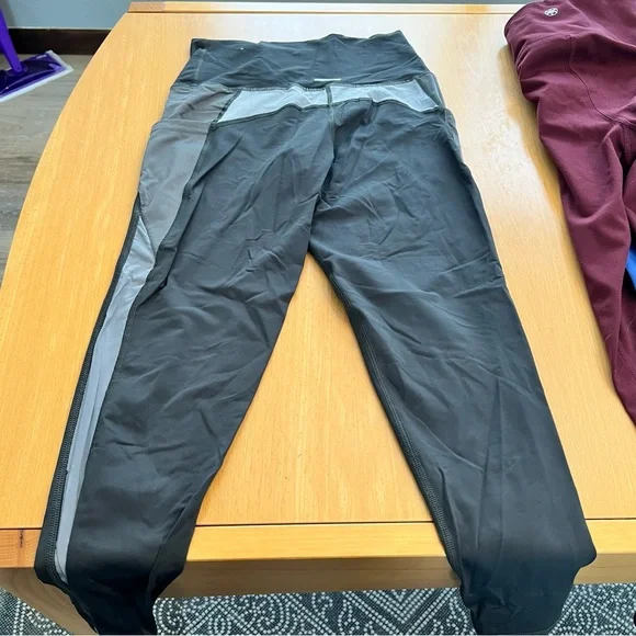 Leggings Pack! Brands: Gaiam, Beyond Yoga, Calvin Klein, Aerie. Sizes are S/M - Picture 3 of 16